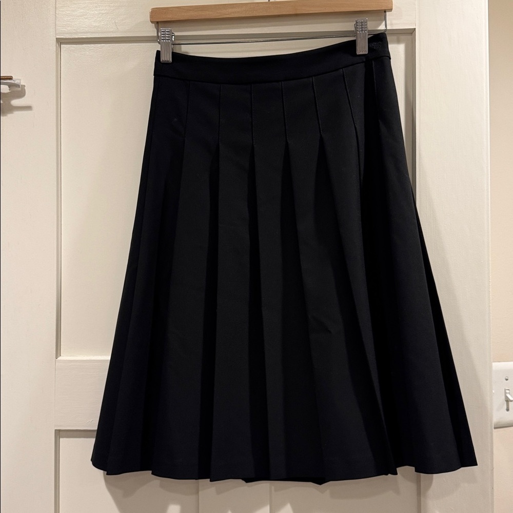 Aritzia Olive Midi Pleated Skirt - Picture 11 of 13